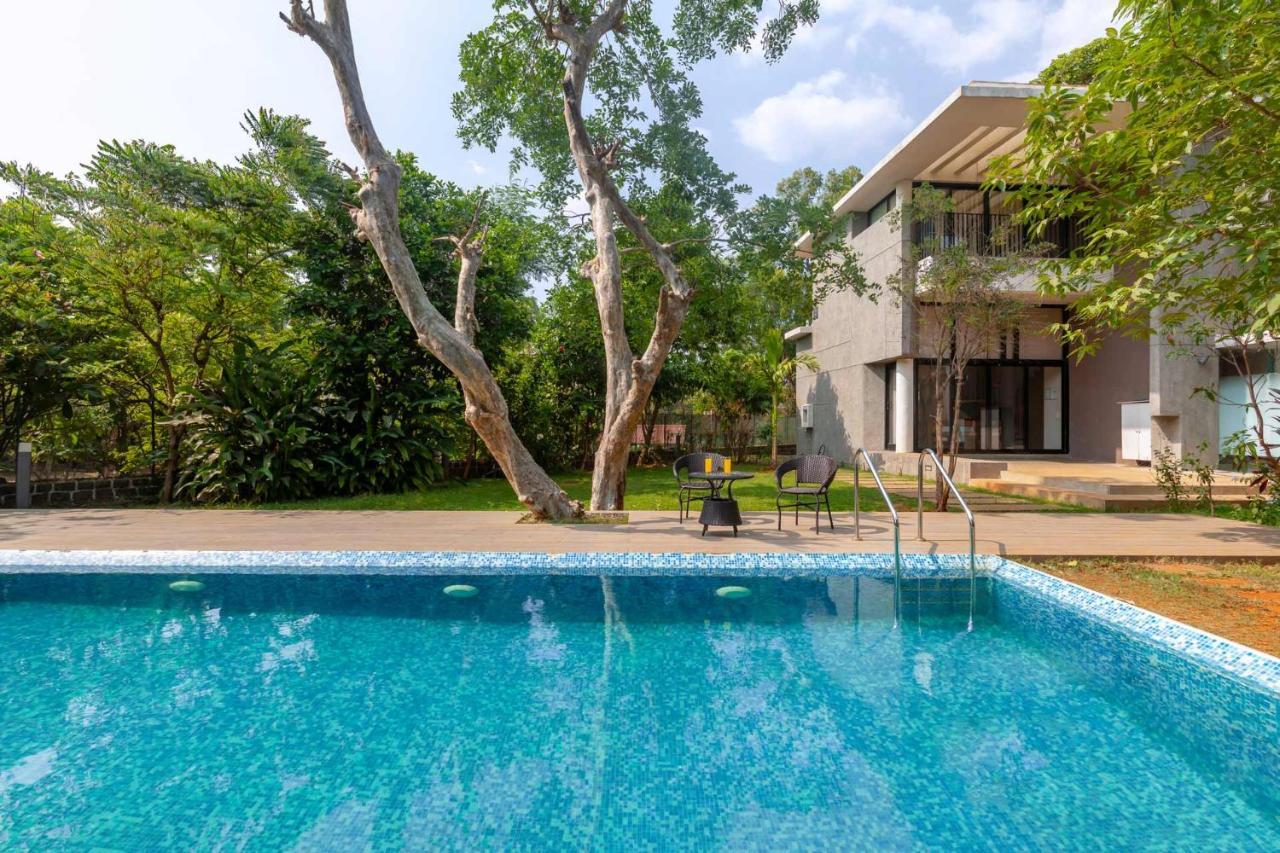 Villa Foresta By Stayvista With Modern Decor, Swimming Pool & Expansive Lawn For A Perfect Escape لونافالا المظهر الخارجي الصورة