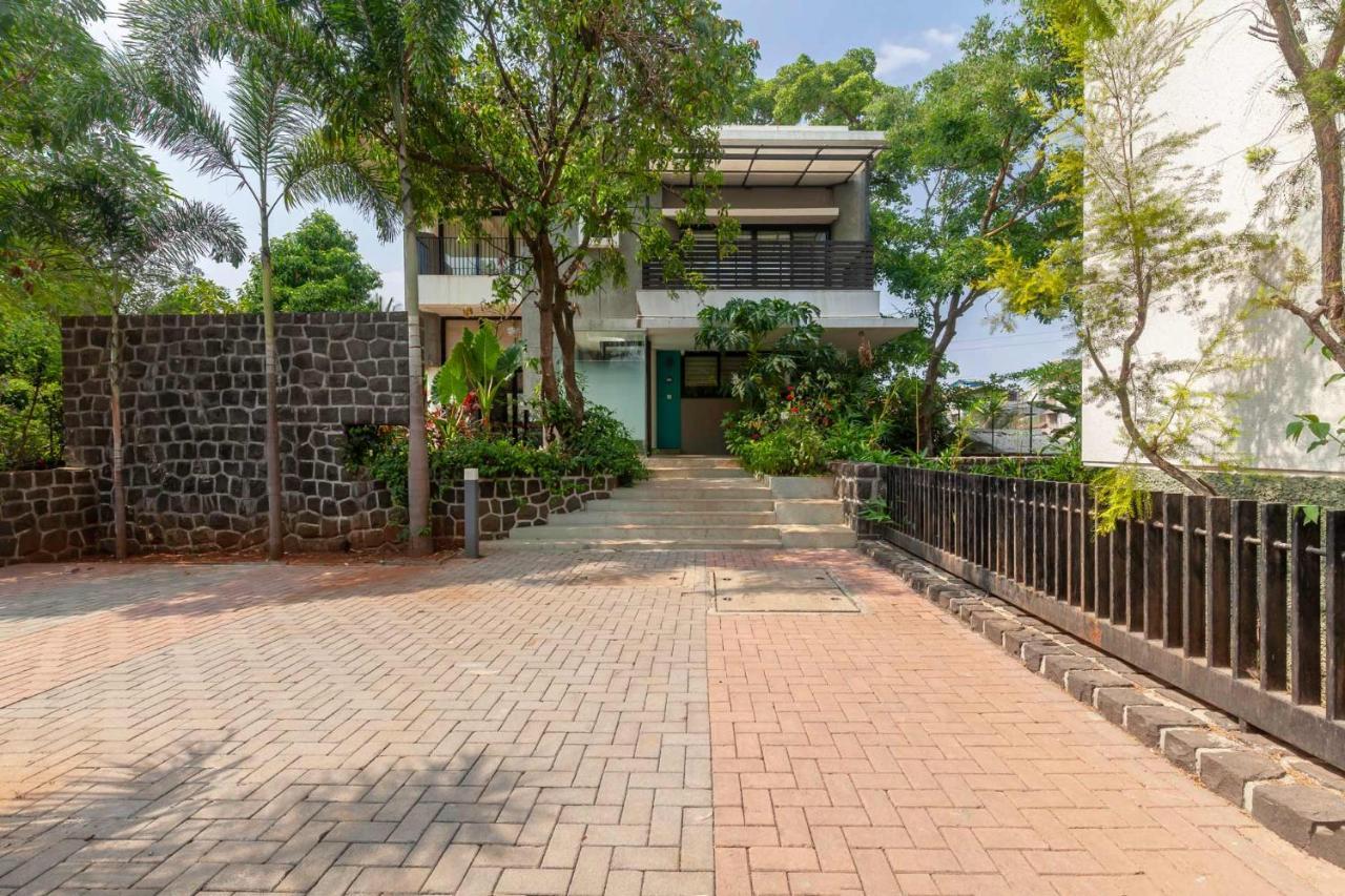 Villa Foresta By Stayvista With Modern Decor, Swimming Pool & Expansive Lawn For A Perfect Escape لونافالا المظهر الخارجي الصورة