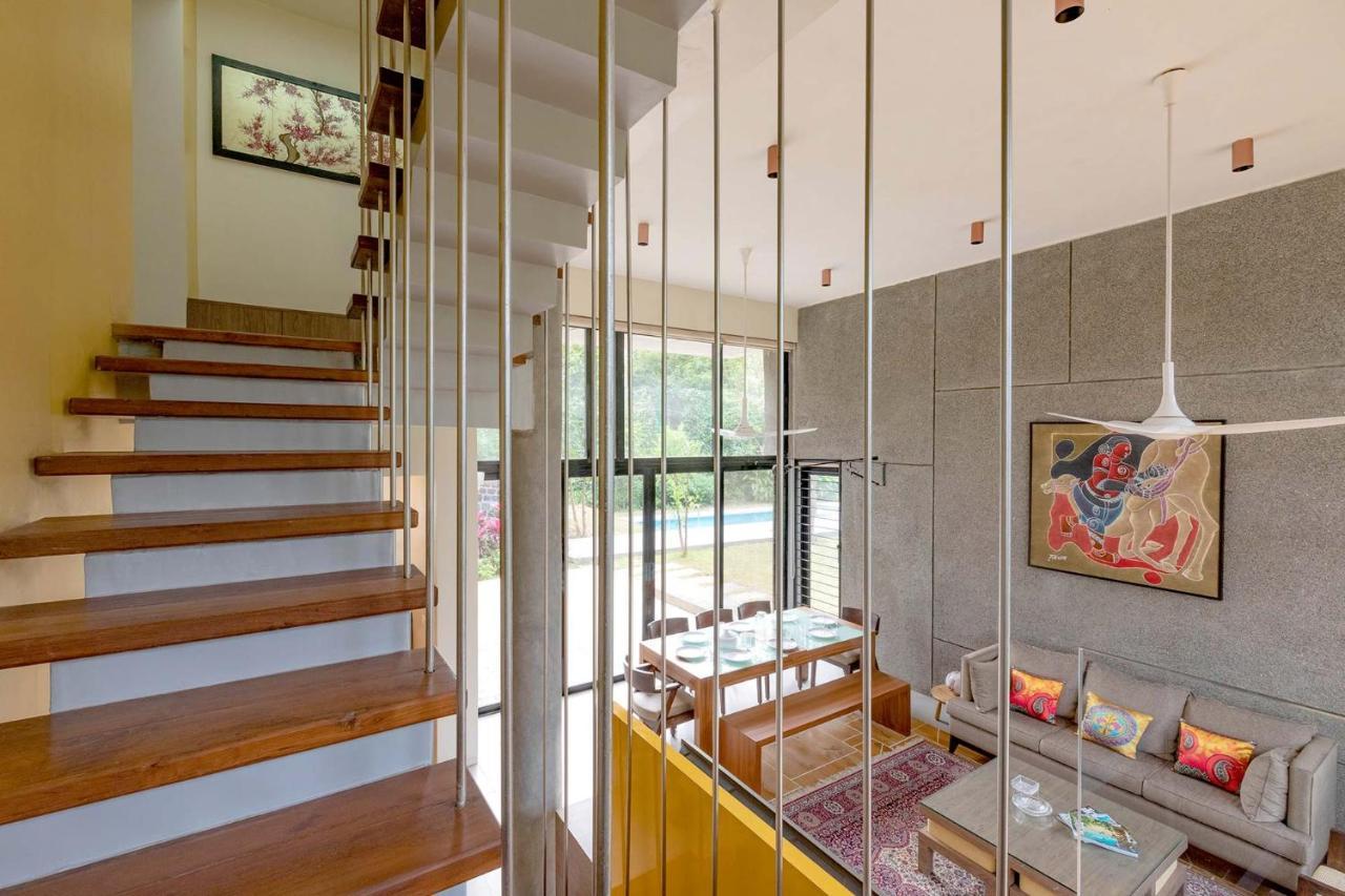 Villa Foresta By Stayvista With Modern Decor, Swimming Pool & Expansive Lawn For A Perfect Escape لونافالا المظهر الخارجي الصورة