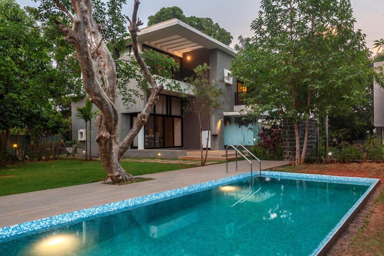 Villa Foresta By Stayvista With Modern Decor, Swimming Pool & Expansive Lawn For A Perfect Escape لونافالا المظهر الخارجي الصورة